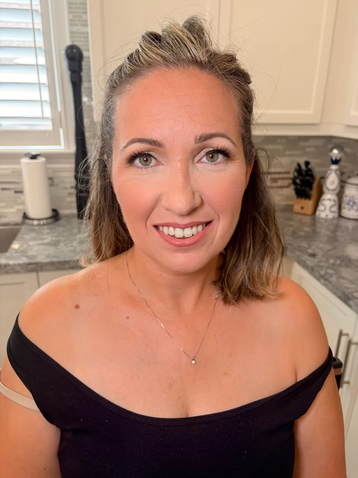 Latisha Lindsay · Senior Artist